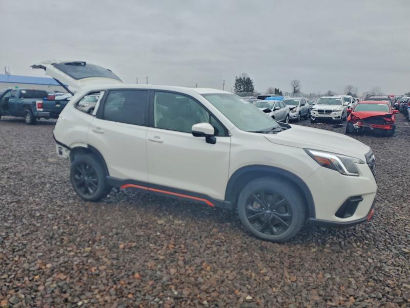 Фото 4 - SUBARU FORESTER