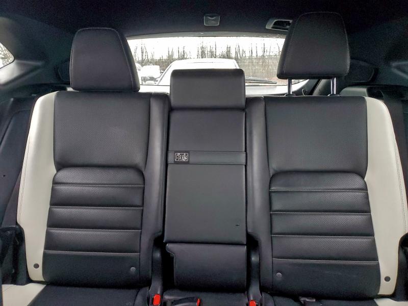 Фото 10 - LEXUS NX