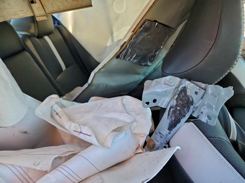 Фото 10 - TOYOTA CAMRY