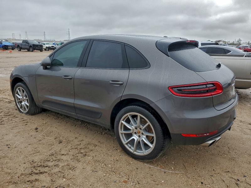 Фото 2 - PORSCHE MACAN