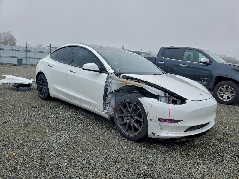 Фото 4 - TESLA MODEL 3