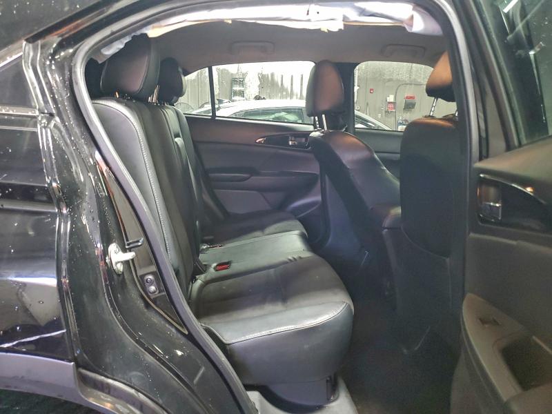 Фото 10 - MITSUBISHI ECLIPSE