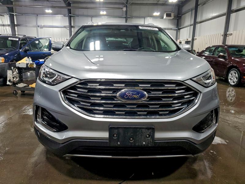 Фото 5 - FORD EDGE