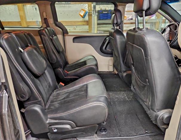 Фото 11 - DODGE CARAVAN