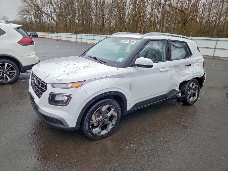 Фото 1 - HYUNDAI VENUE