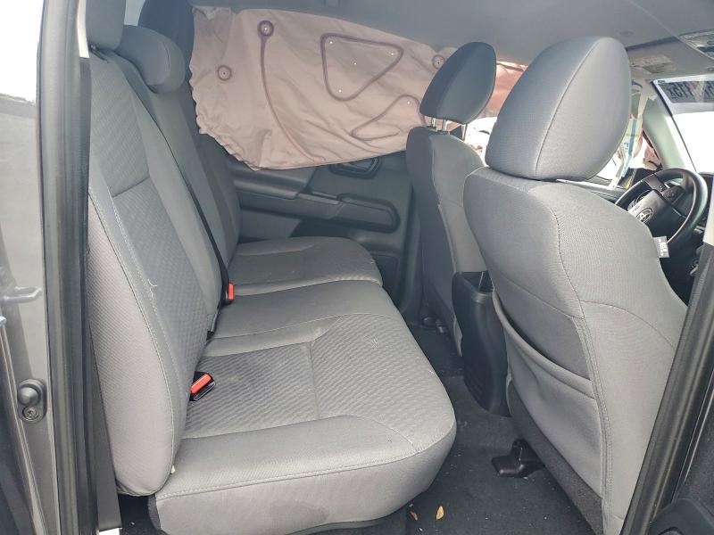 Фото 10 - TOYOTA TACOMA