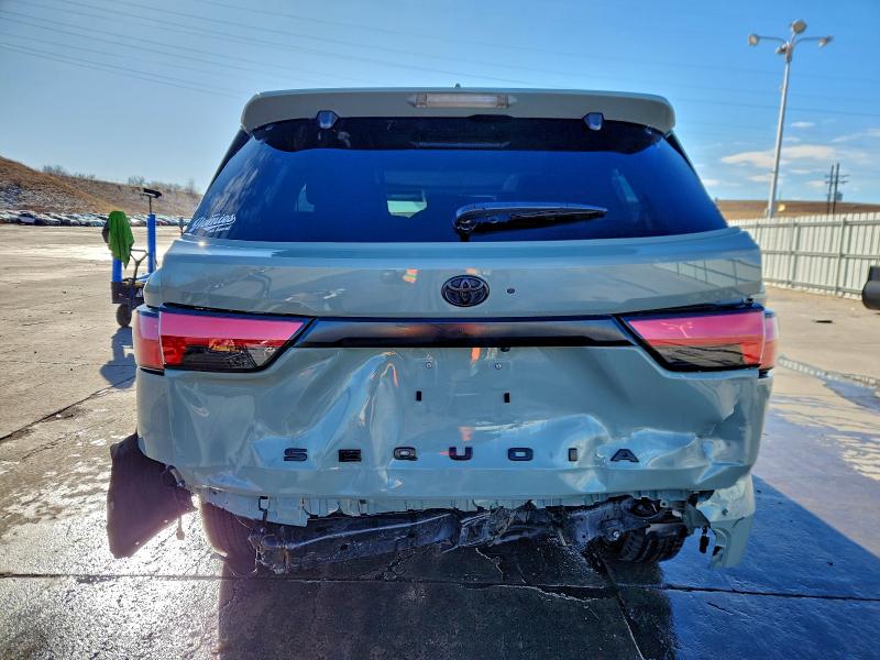 Фото 6 - TOYOTA SEQUOIA