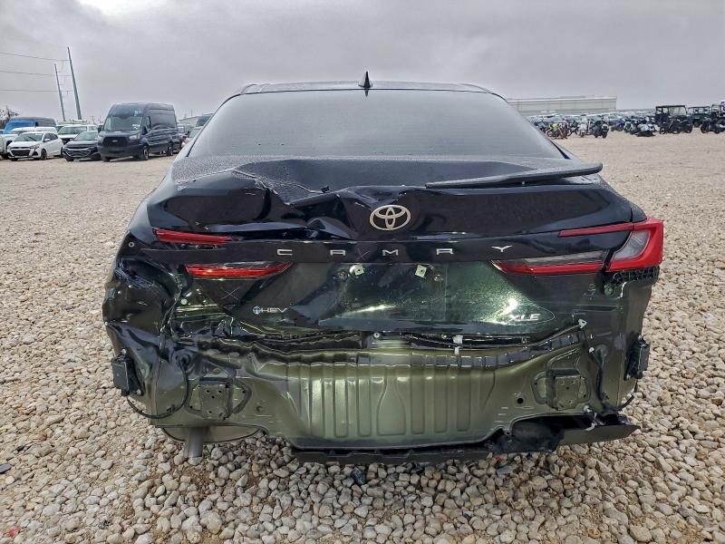 Фото 6 - TOYOTA CAMRY