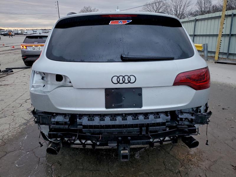 Фото 6 - AUDI Q7