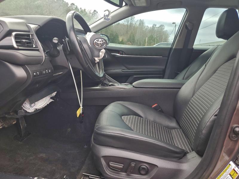 Фото 7 - TOYOTA CAMRY