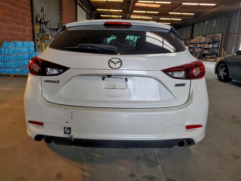 Фото 6 - MAZDA 3