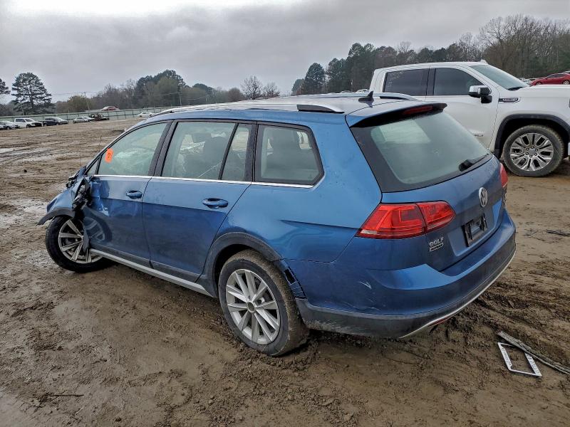 2017 VOLKSWAGEN GOLF