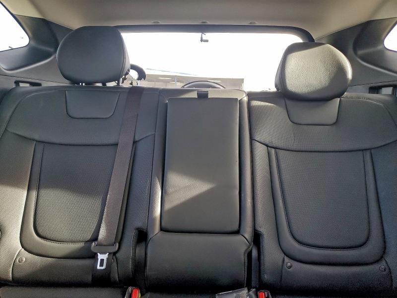 Фото 10 - HYUNDAI TUCSON