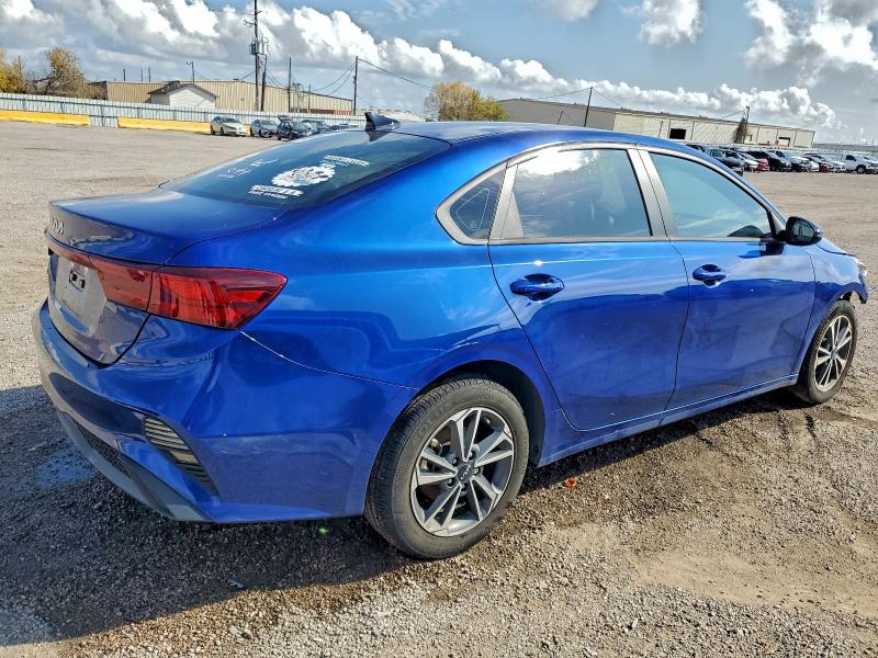 Фото 3 - KIA FORTE