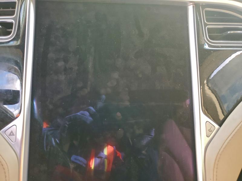 Фото 9 - TESLA MODEL X