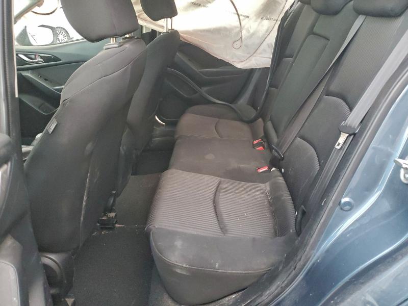 Фото 10 - MAZDA 3