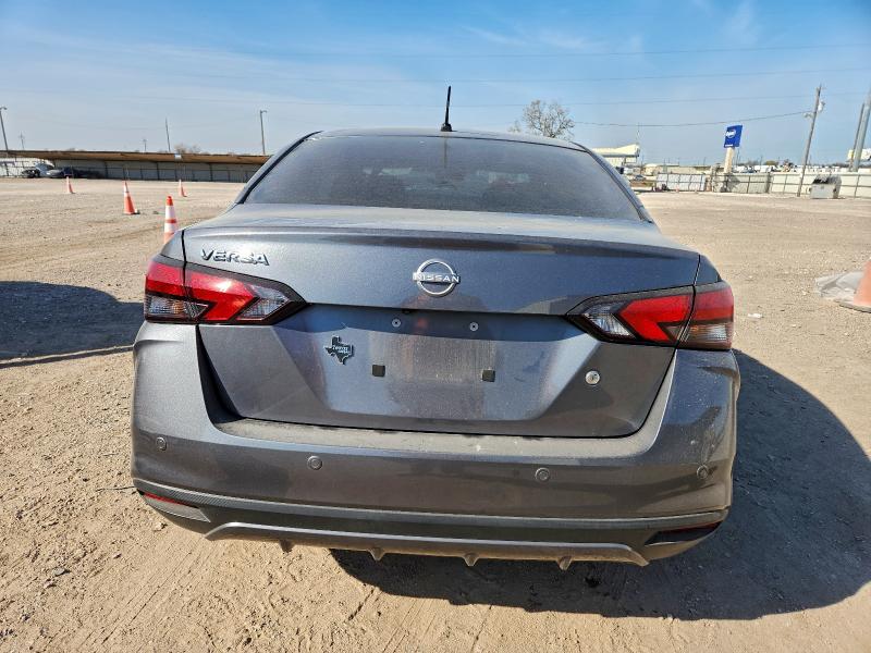 Фото 6 - NISSAN VERSA