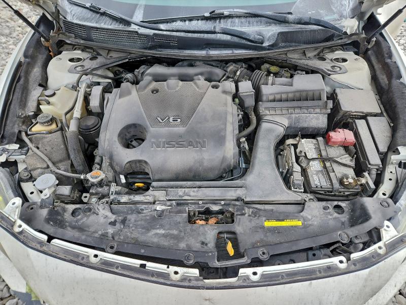 Фото 11 - NISSAN MAXIMA