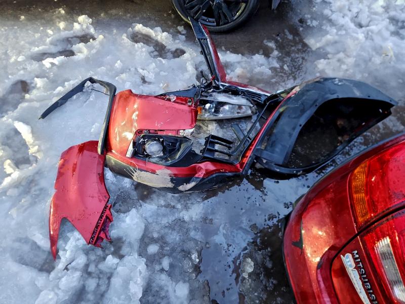 Фото 13 - MITSUBISHI OUTLANDER