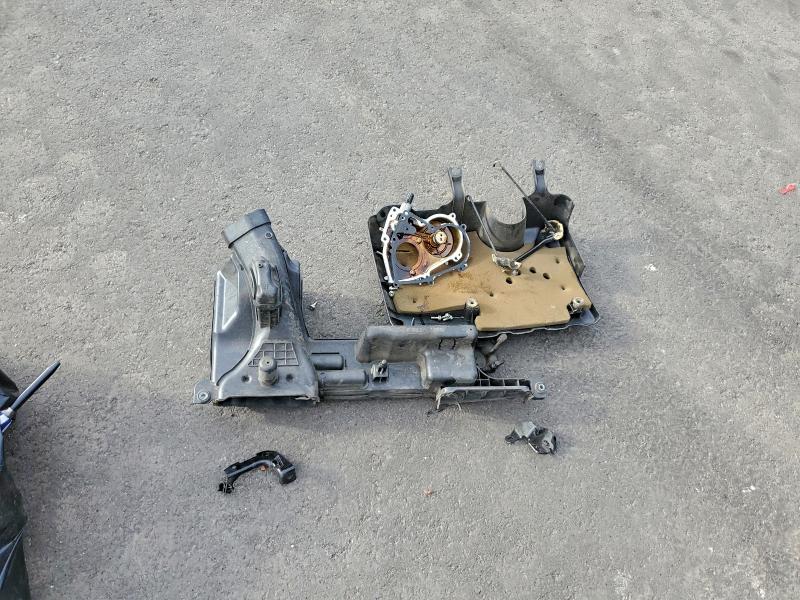 Фото 13 - NISSAN PATHFINDER