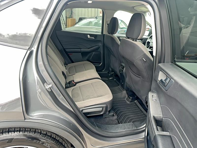 Фото 6 - FORD ESCAPE