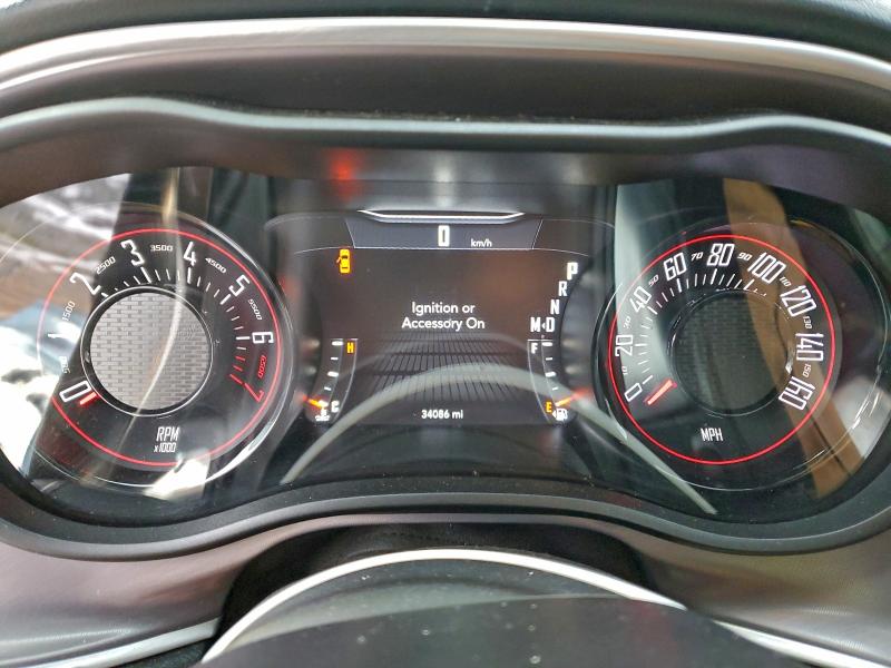 Фото 9 - DODGE CHALLENGER