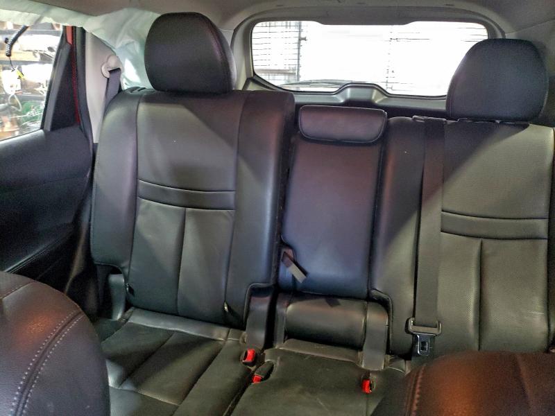 Фото 10 - NISSAN ROGUE