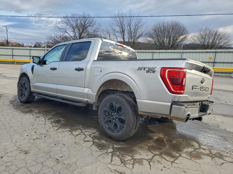 Фото 2 - FORD F-150