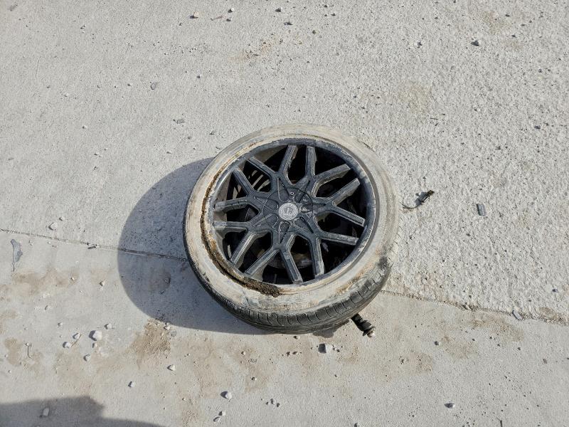 Фото 12 - DODGE CHALLENGER