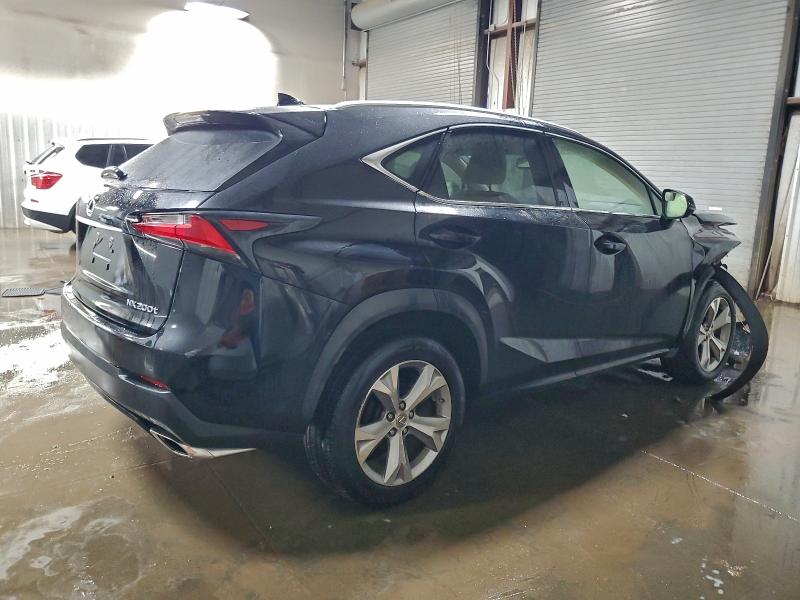 Фото 3 - LEXUS NX