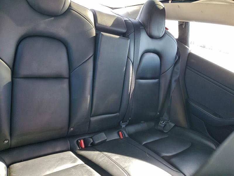 Фото 10 - TESLA MODEL 3