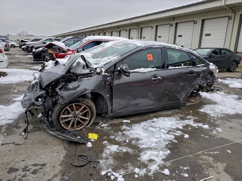 Фото 1 - FORD FOCUS