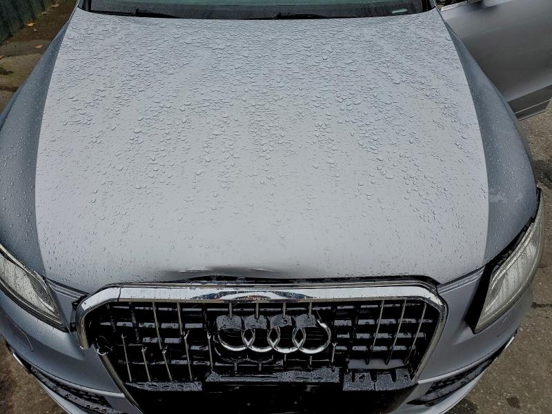 Фото 12 - AUDI Q5