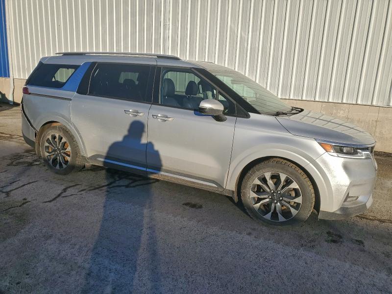 Фото 4 - KIA CARNIVAL E