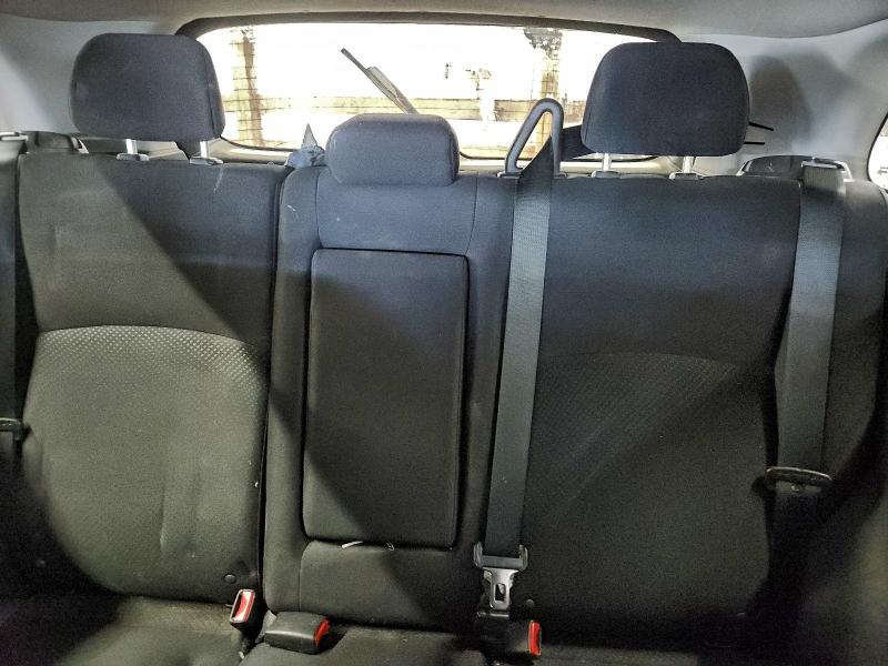 Фото 10 - MITSUBISHI OUTLANDER