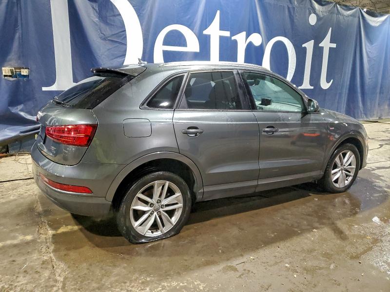 Фото 3 - AUDI Q3