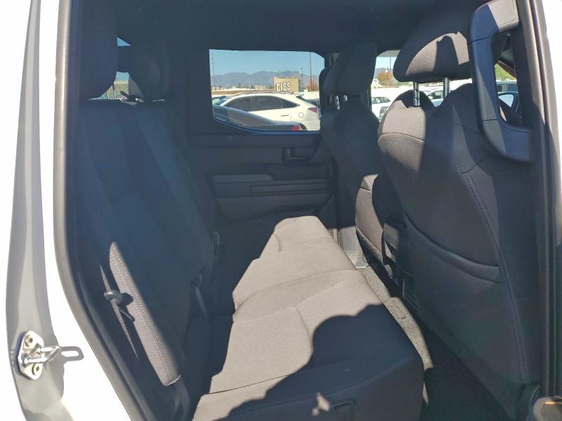 Фото 10 - TOYOTA TACOMA