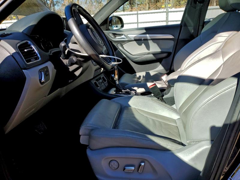 Фото 7 - AUDI Q3