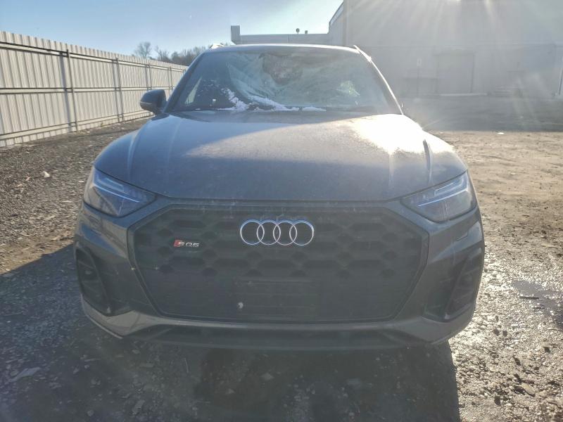 Фото 5 - AUDI SQ5
