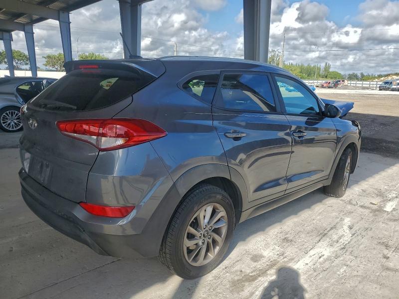 Фото 3 - HYUNDAI TUCSON