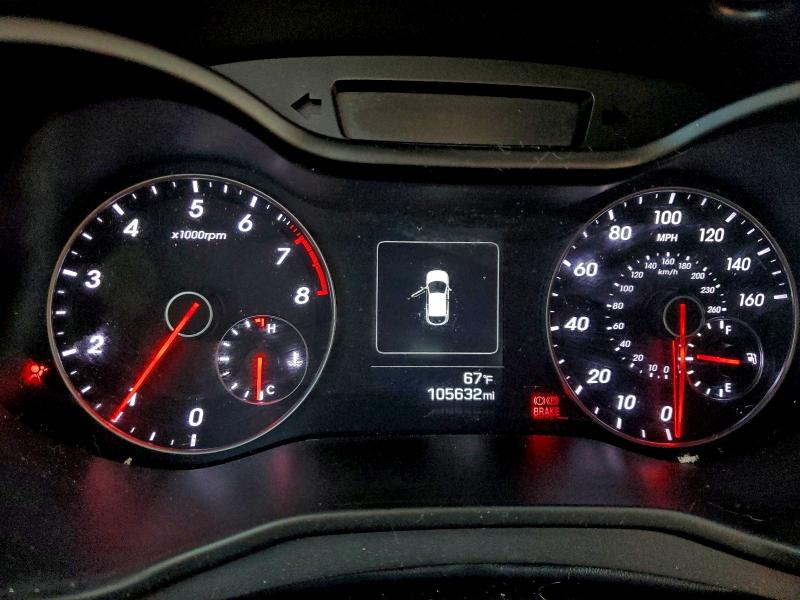 Фото 9 - HYUNDAI VELOSTER