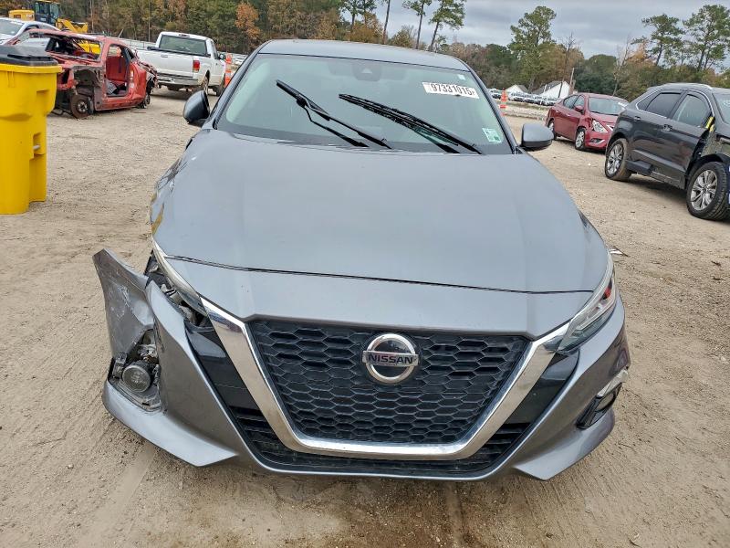 Фото 5 - NISSAN ALTIMA