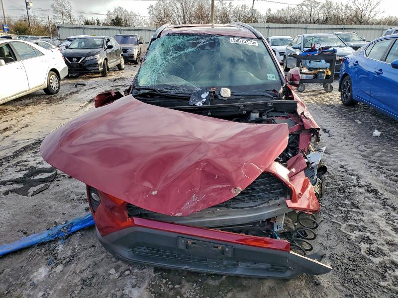 Фото 5 - TOYOTA RAV4