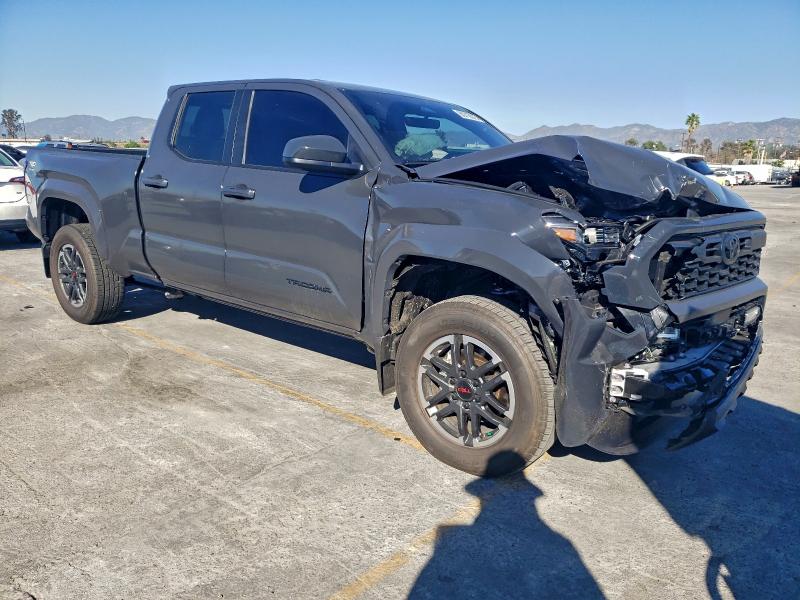 Фото 4 - TOYOTA TACOMA