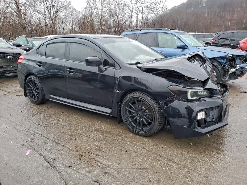 Фото 4 - SUBARU WRX