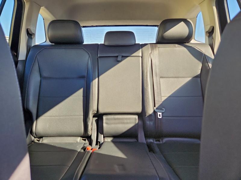 Фото 10 - VOLKSWAGEN TIGUAN