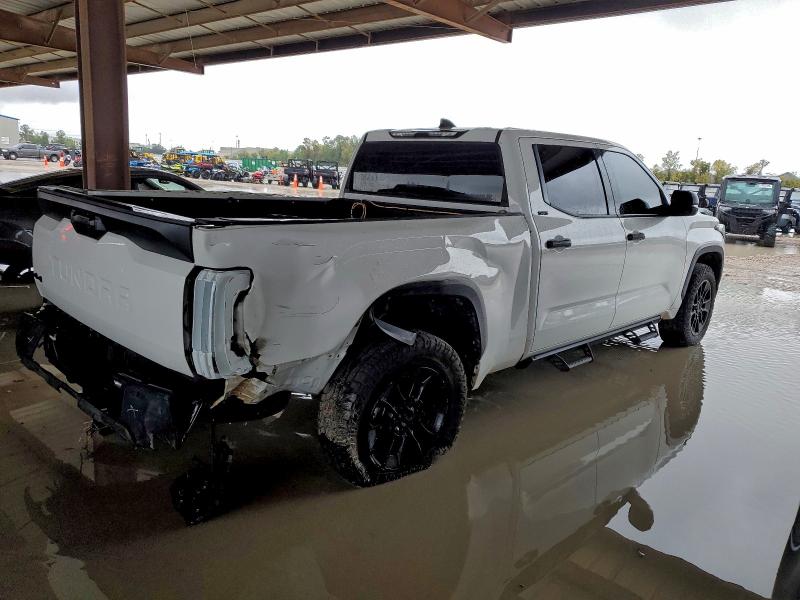 Фото 3 - TOYOTA TUNDRA