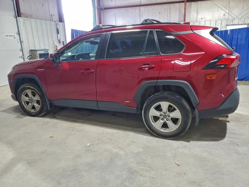 Фото 2 - TOYOTA RAV4