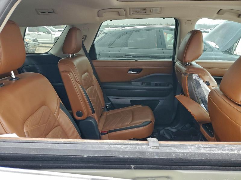 Фото 10 - NISSAN PATHFINDER