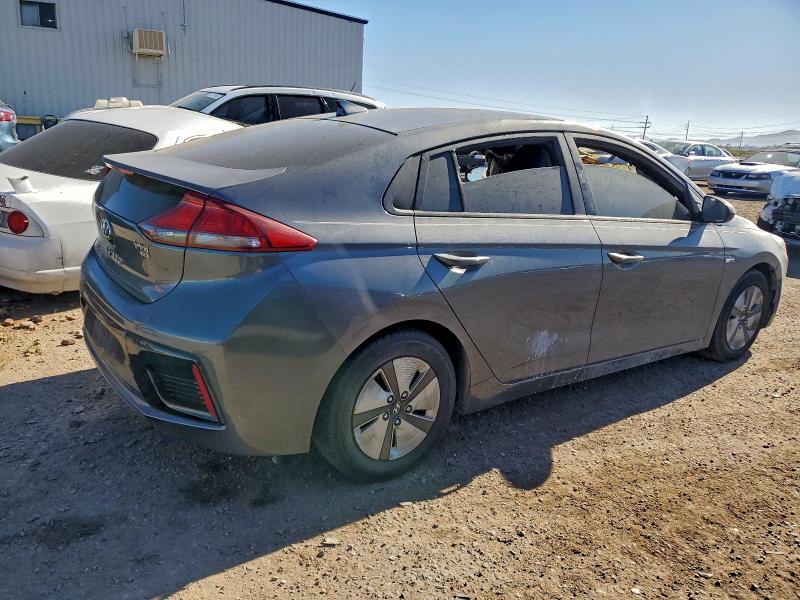 Фото 3 - HYUNDAI IONIQ